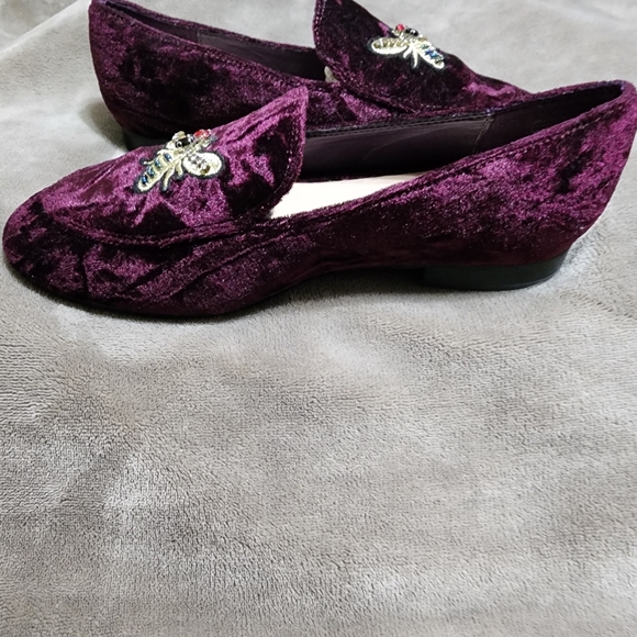 Aldo Caveny Velvet Loafers Embroidered Bee Slip On Flats Women's Size 6.5 - Picture 4 of 12